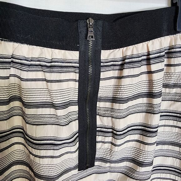 Ann Taylor Loft Womens Skirt Size 6 Cream Black Striped Silk Blend Elastic Waist - Picture 4 of 8